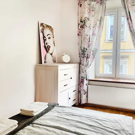2-Room Apartment With Kitchen, Heart Of Cracow Old Town-3